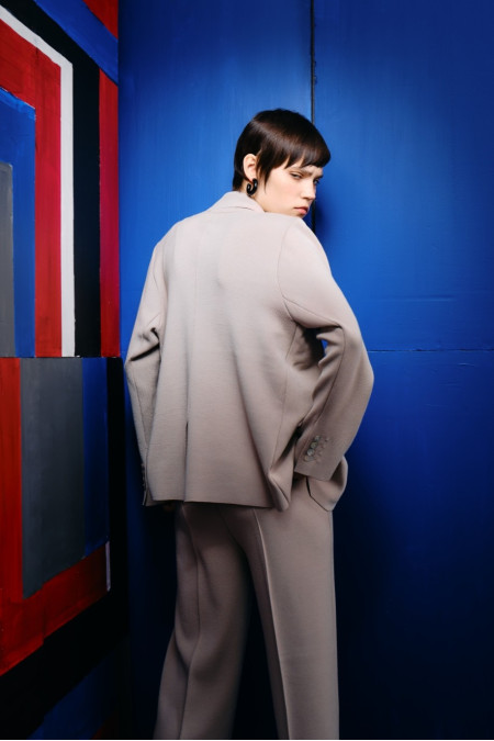 Двобортний трикотажний піджак з віскози бежевий