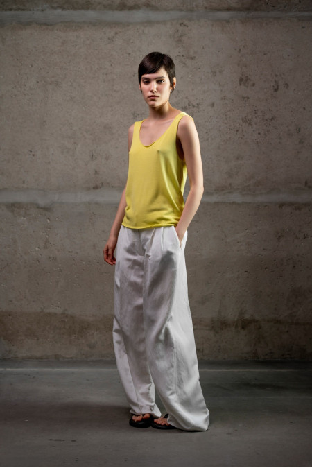 Базовий топ з необробленими краями лимонний Базовий топ з необробленими краями лимонний