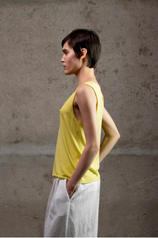 Базовий топ з необробленими краями лимонний