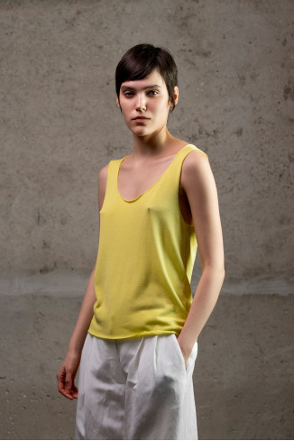 Базовий топ з необробленими краями лимонний