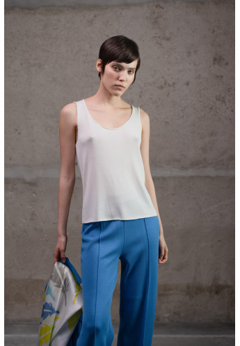 Базовий топ з необробленими краями молочний