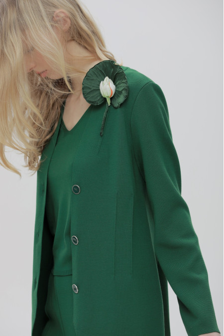 Приталений піджак зелений