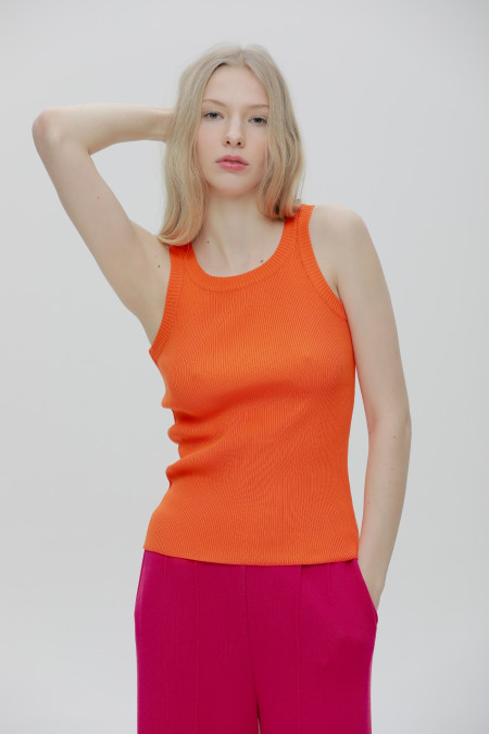 Трикотажный топ в рубчик оранжевый