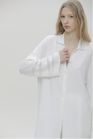 Длинный тонкий кардиган с декором на рукавах белый