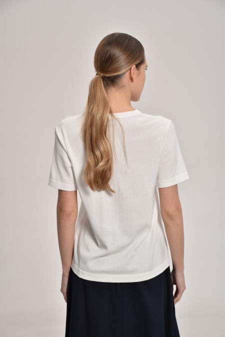 Базовий джемпер на короткий рукав молочний