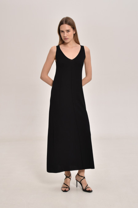 Довга сукня A-силуету з віскози чорна