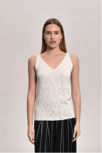 Топ из фактурной пряжи молочный