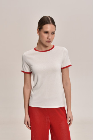 Базовый джемпер с контрастной каймой молочно-красный
