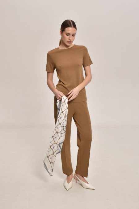 Базовий джемпер з віскози темно-бежевий