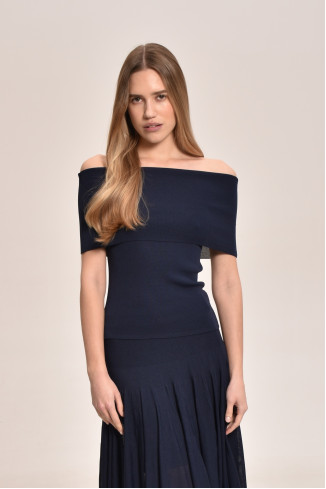 Топ з віскози з відворотом темно-синій