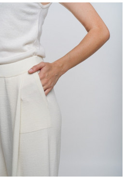 Широкі укорочені брюки молочні