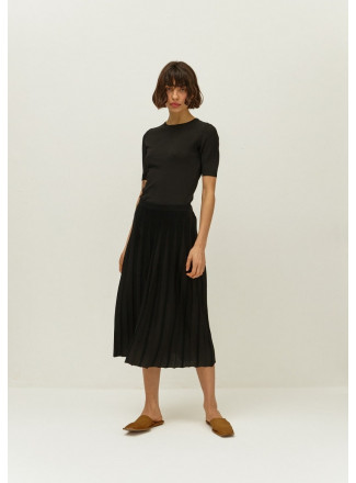Black Pleated Effect Skirt