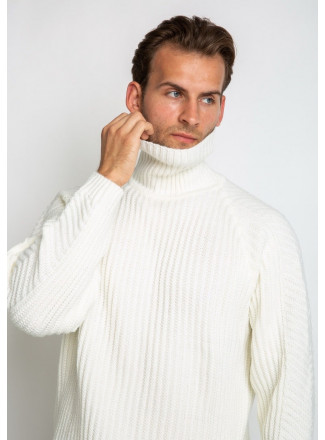 Man's Off-white Sweater