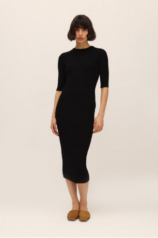 Платье трикотажное черное